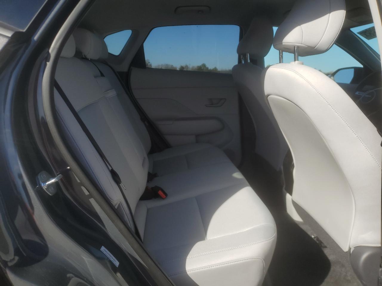 2025 Hyundai Kona Sel VIN: KM8HBCAB6SU270663 Lot: 92420295