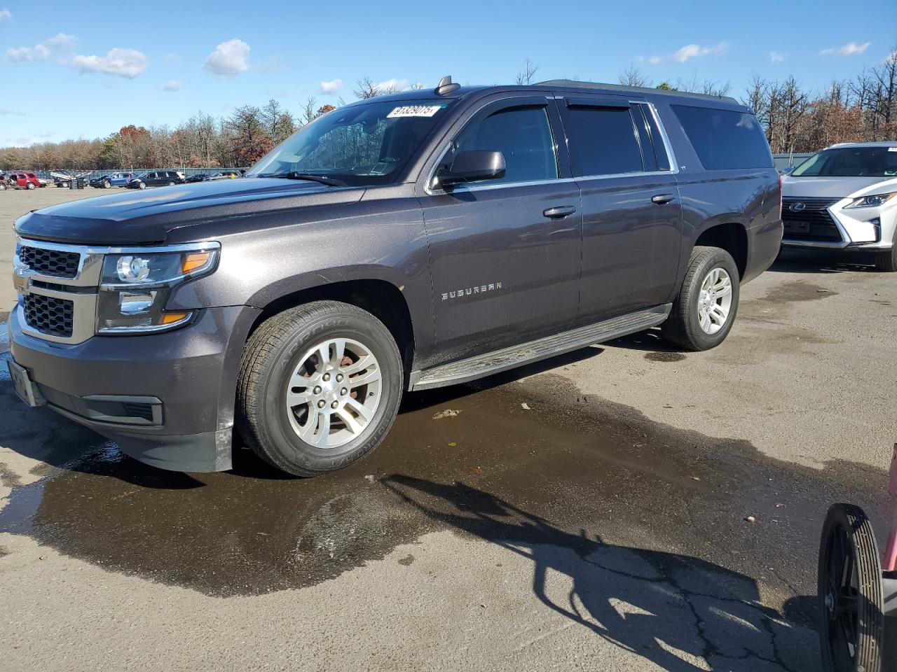 CHEVROLET SUBURBAN 2018. Lot# 91329075. VIN 1GNSKHKC4JR320225. Photo 1