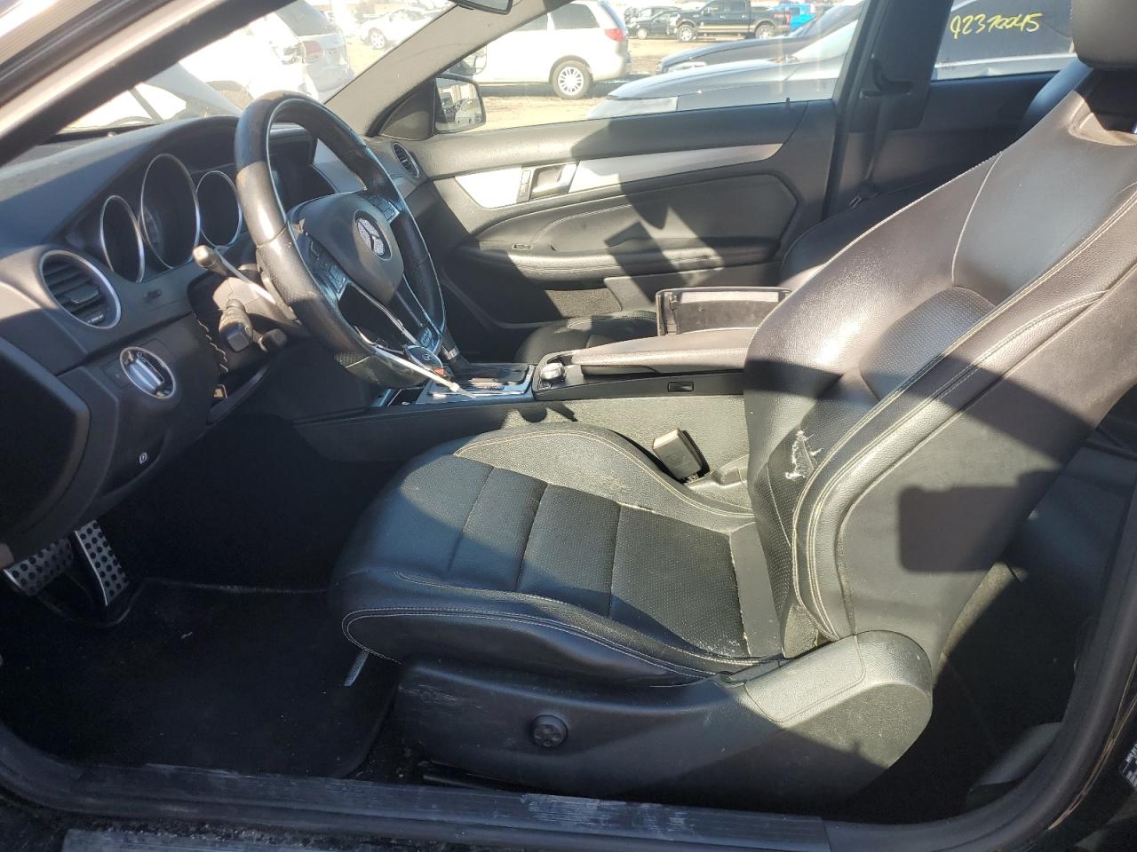 2012 Mercedes-Benz C 250 VIN: WDDGJ4HB0CF863722 Lot: 92368075