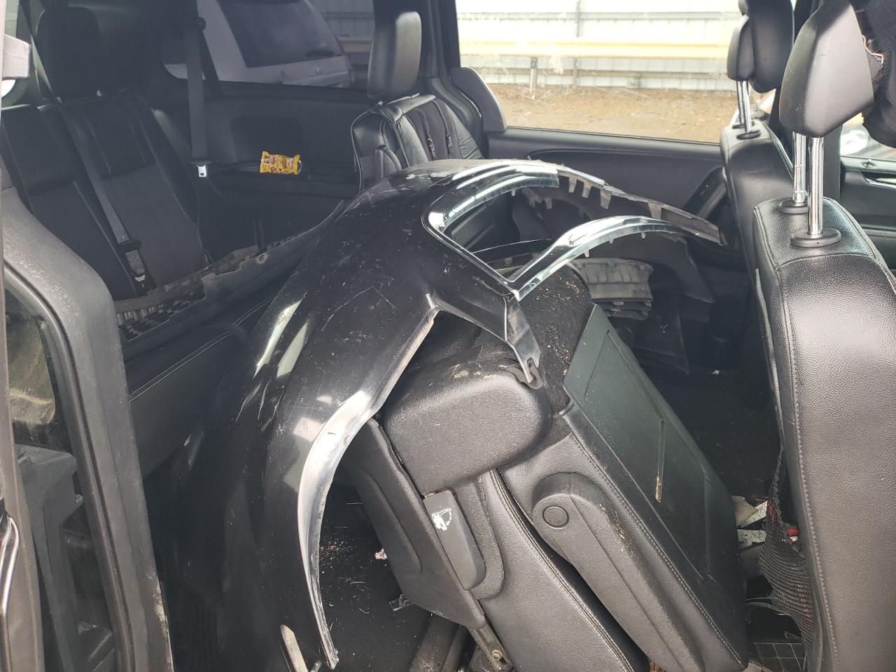 2014 Chrysler Town & Country S VIN: 2C4RC1HG5ER109119 Lot: 92074985