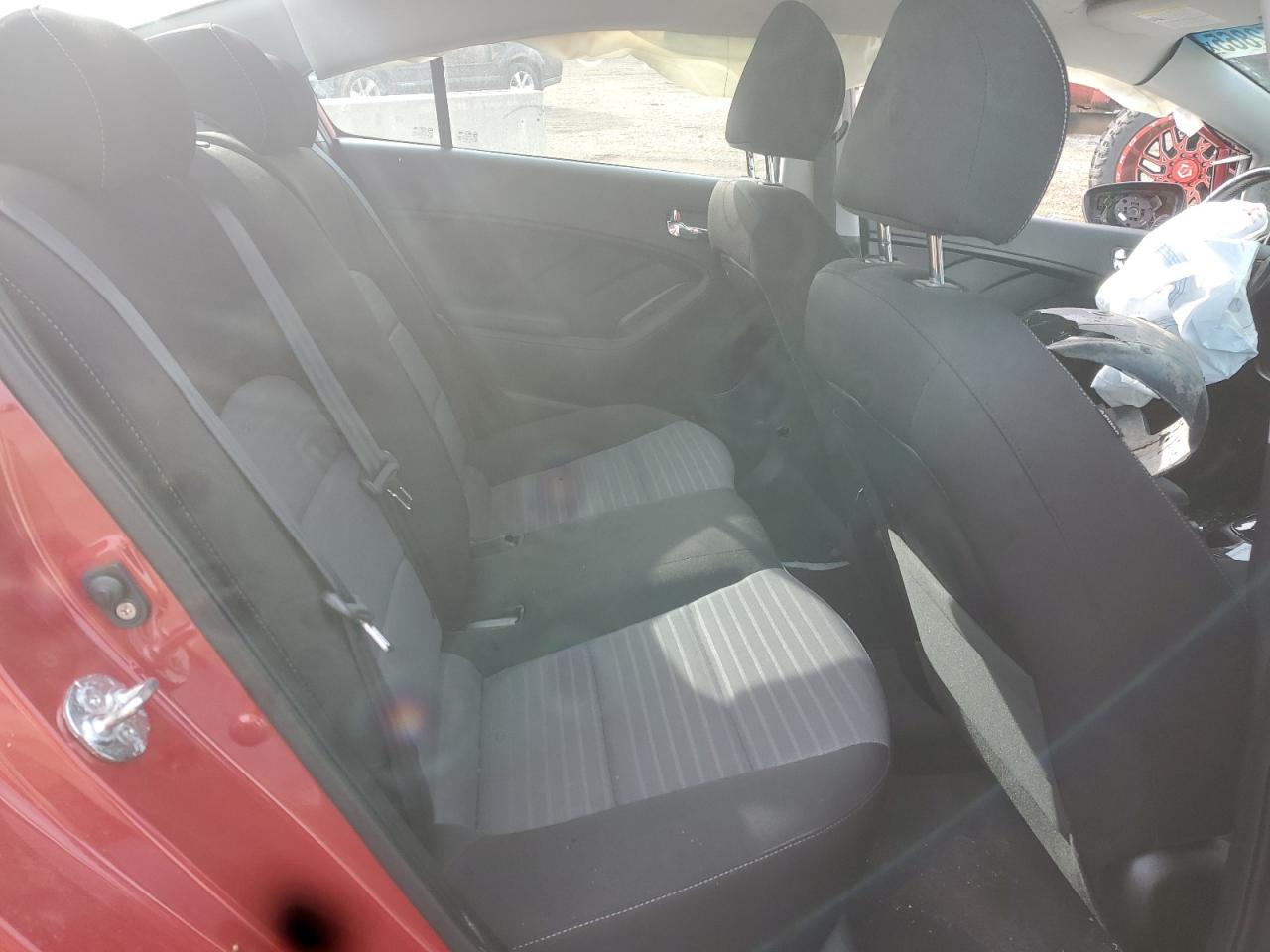 2018 Kia Forte Lx VIN: 3KPFL4A76JE281489 Lot: 92452865