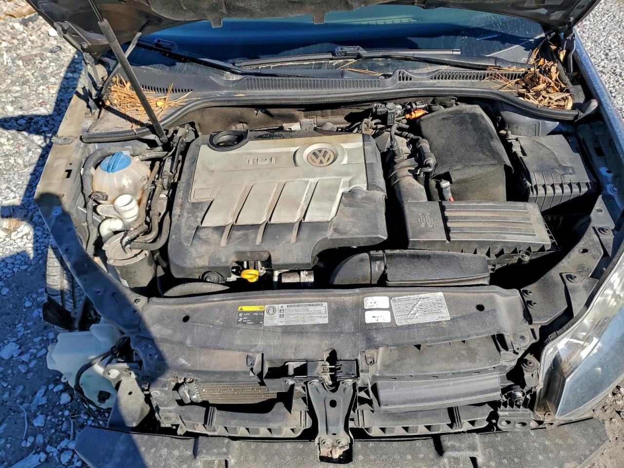 2014 Volkswagen Golf VIN: WVWDM7AJ7EW010664 Lot: 93669615