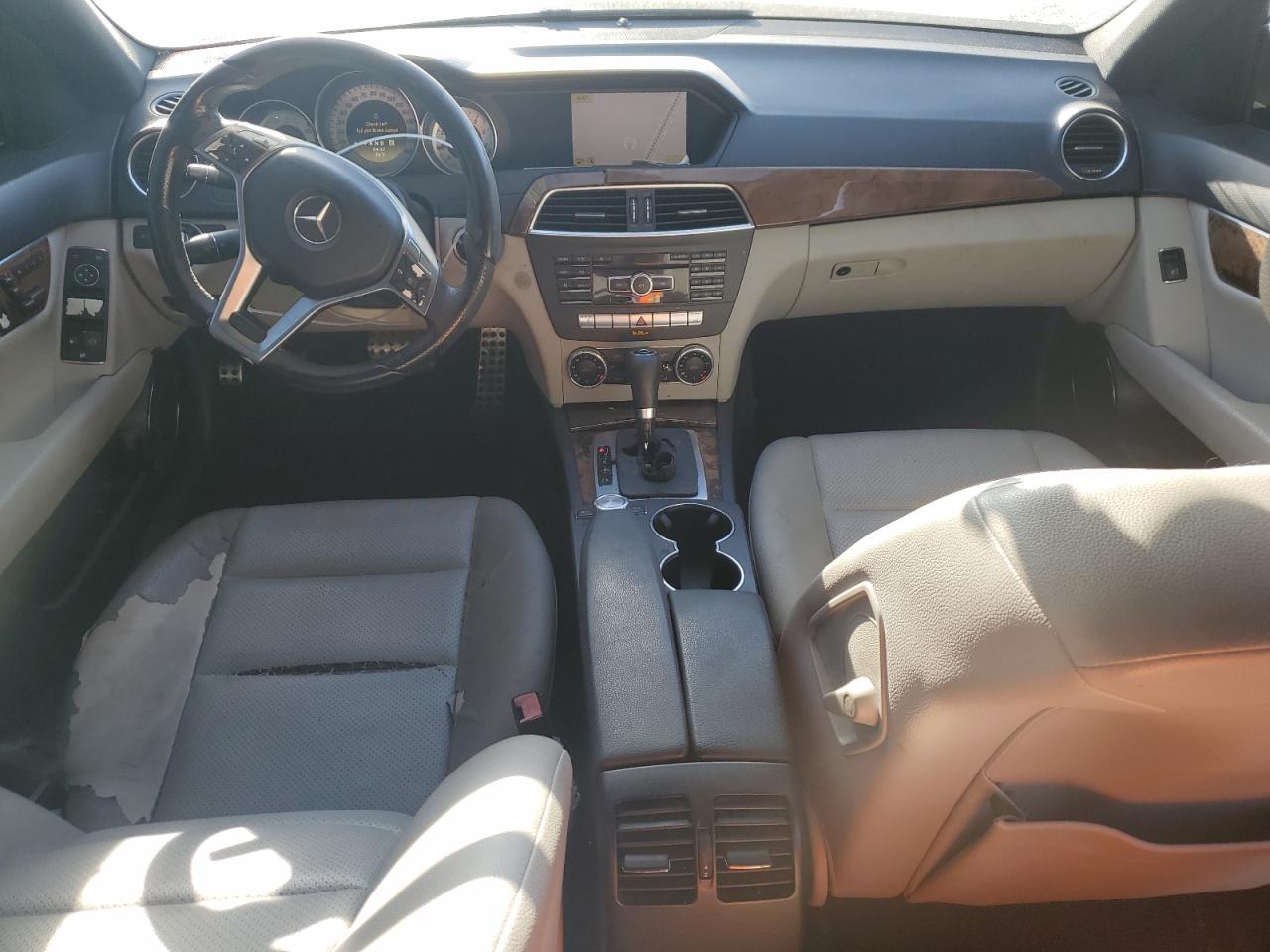 2012 Mercedes-Benz C 250 VIN: WDDGF4HB0CR219038 Lot: 93247835