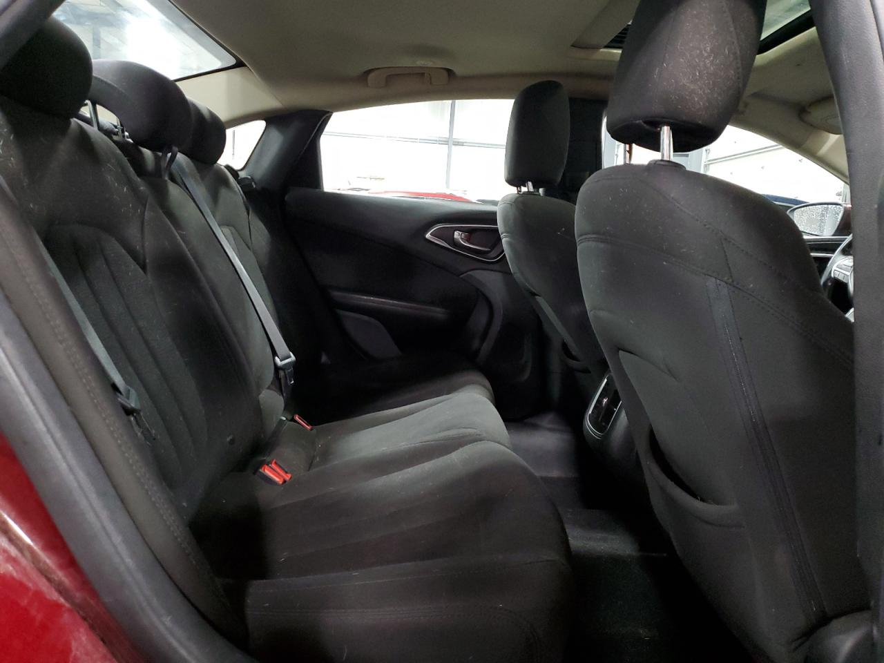 2015 Chrysler 200 Limited VIN: 1C3CCCAB7FN554190 Lot: 92251945