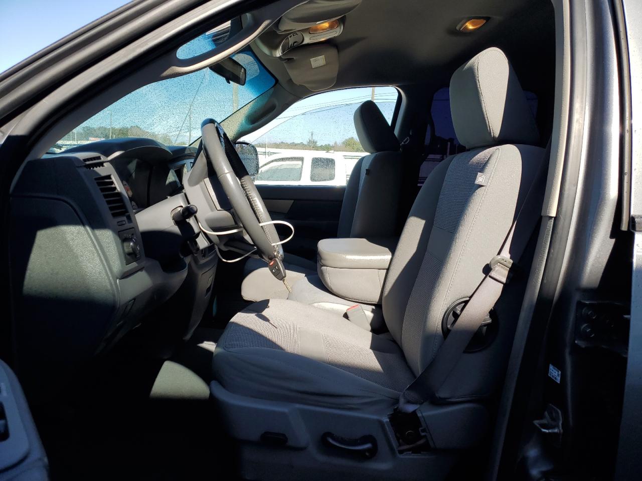 2008 Dodge Ram 1500 St VIN: 1D7HU18218J159981 Lot: 92380255