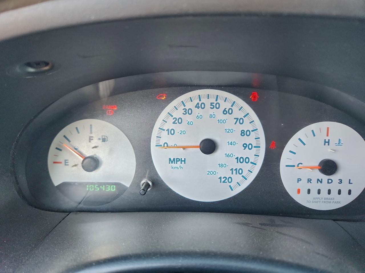 2006 Chrysler Town & Country VIN: 1A4GP45RX6B519587 Lot: 93696125