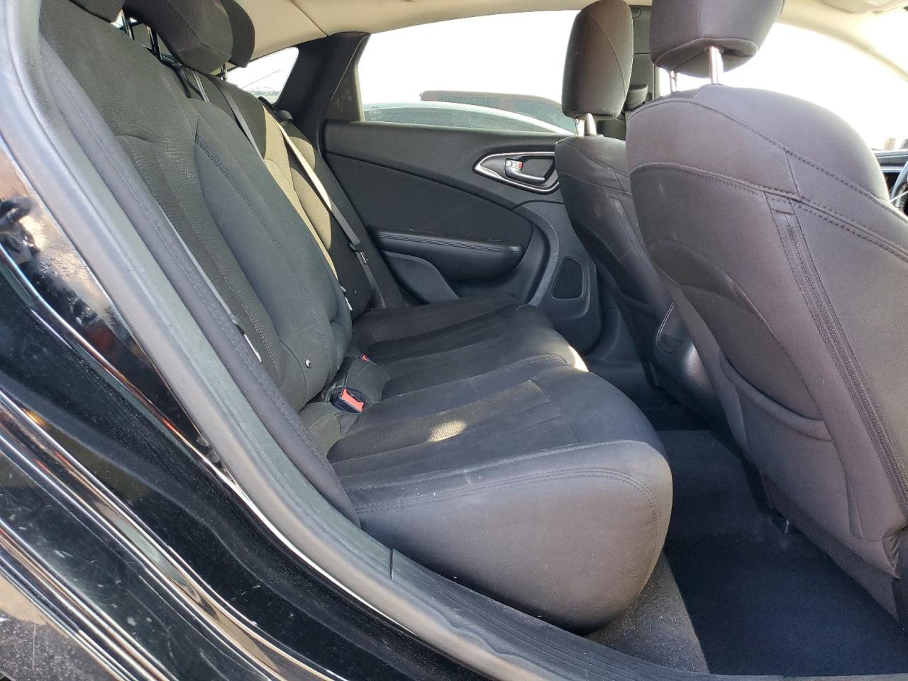 2016 Chrysler 200 Lx VIN: 1C3CCCFB7GN186684 Lot: 93147875