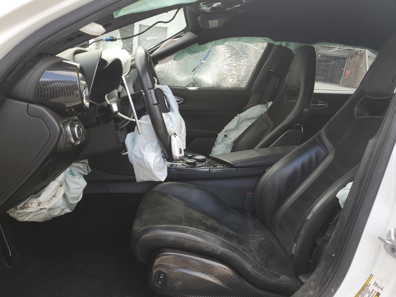 2018 Alfa Romeo Giulia Quadrifoglio VIN: ZARFAEAV7J7565147 Lot: 91214625