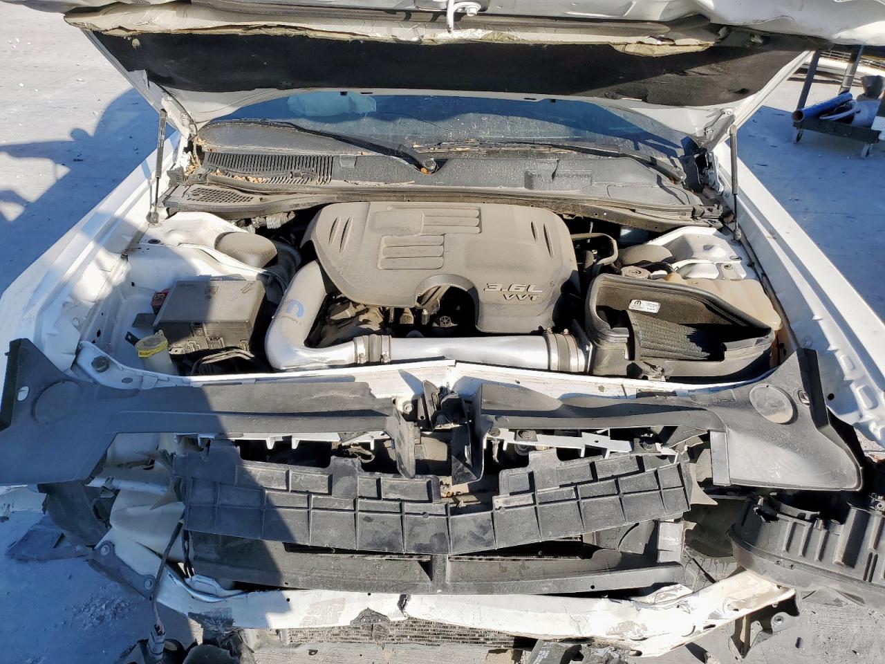 2018 Dodge Challenger Sxt VIN: 2C3CDZAG6JH178613 Lot: 92116865