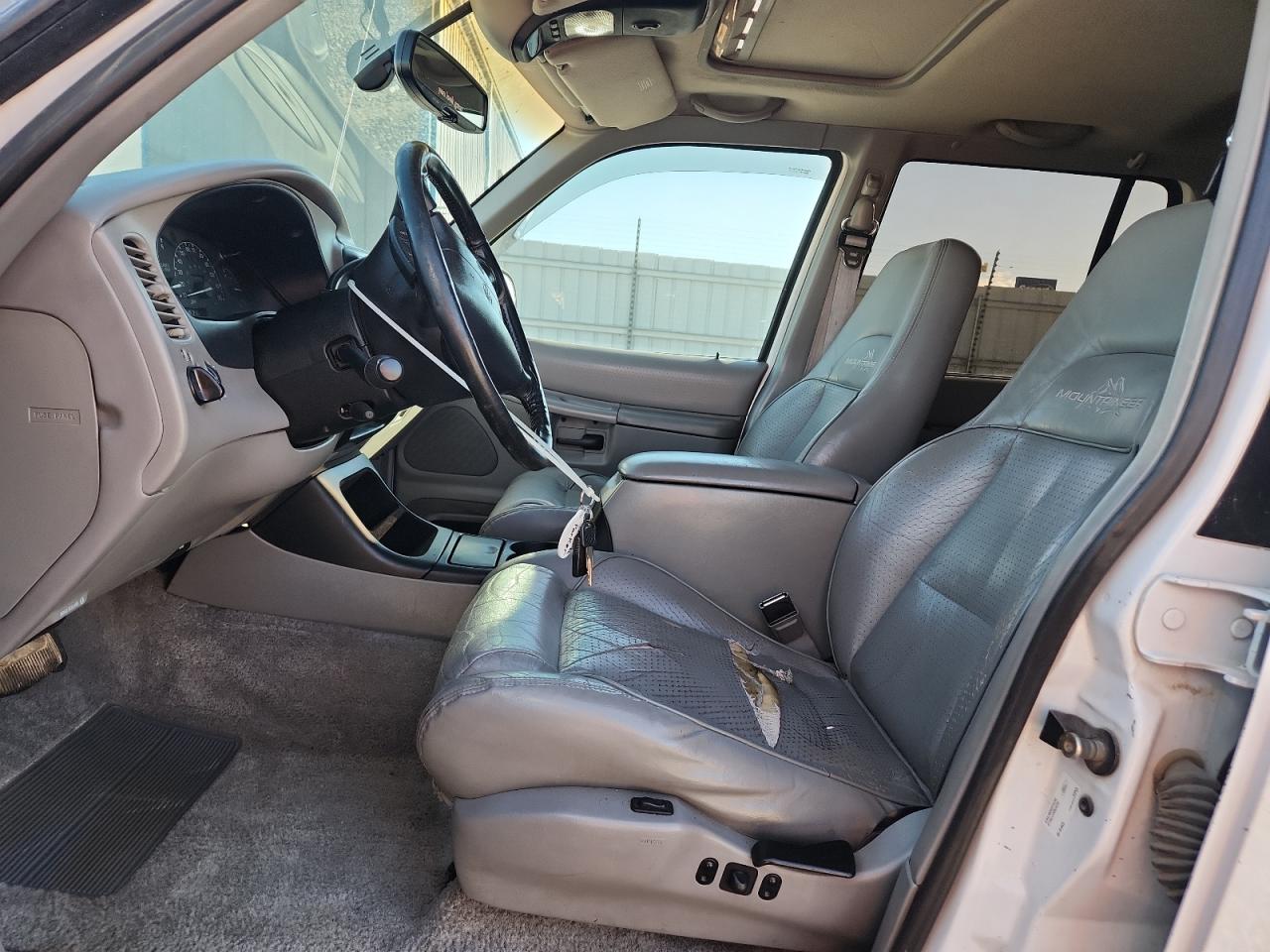 1997 Mercury Mountaineer VIN: 4M2DU55P6VUJ10005 Lot: 92649425