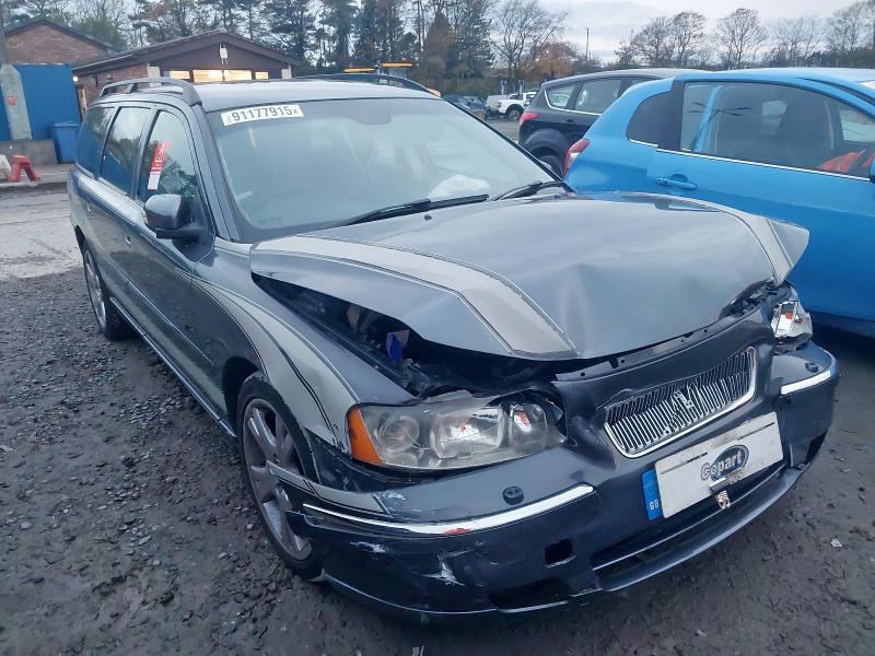 2006 VOLVO V70 D5 SE 5DR GEARTRONIC [185]