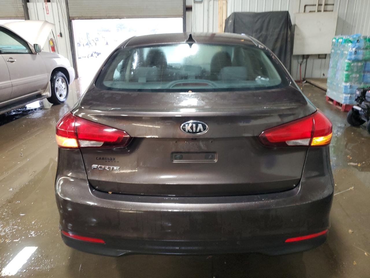 2017 Kia Forte Lx VIN: 3KPFL4A76HE132588 Lot: 92641675