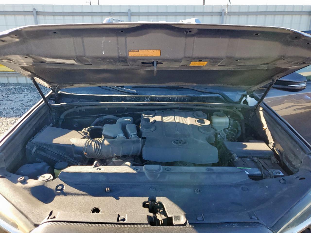 2015 Toyota 4Runner Sr5 VIN: JTEZU5JR5F5096253 Lot: 92473485