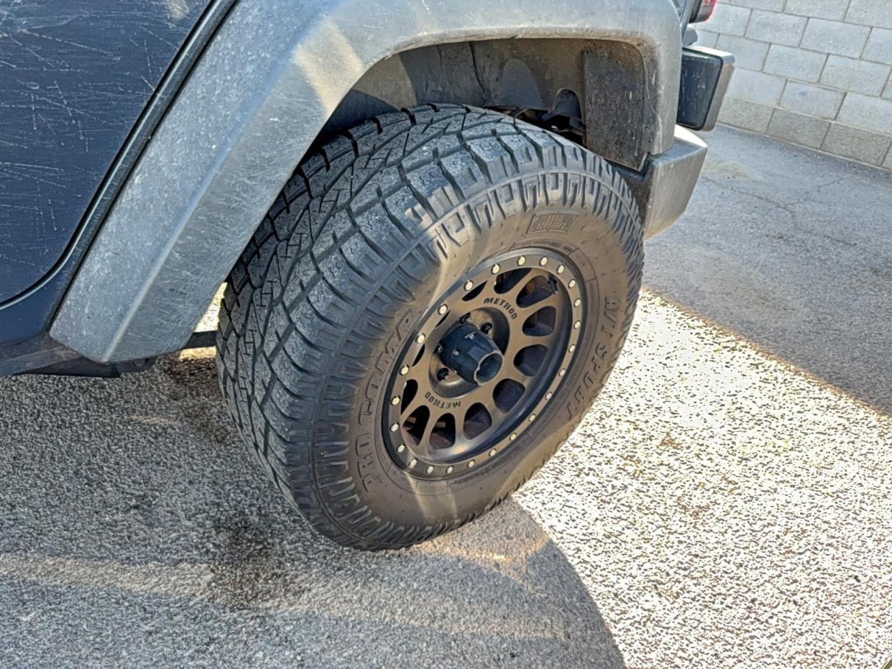 2016 Jeep Wrangler Unlimited Sport VIN: 1C4BJWDG4GL337201 Lot: 94792425