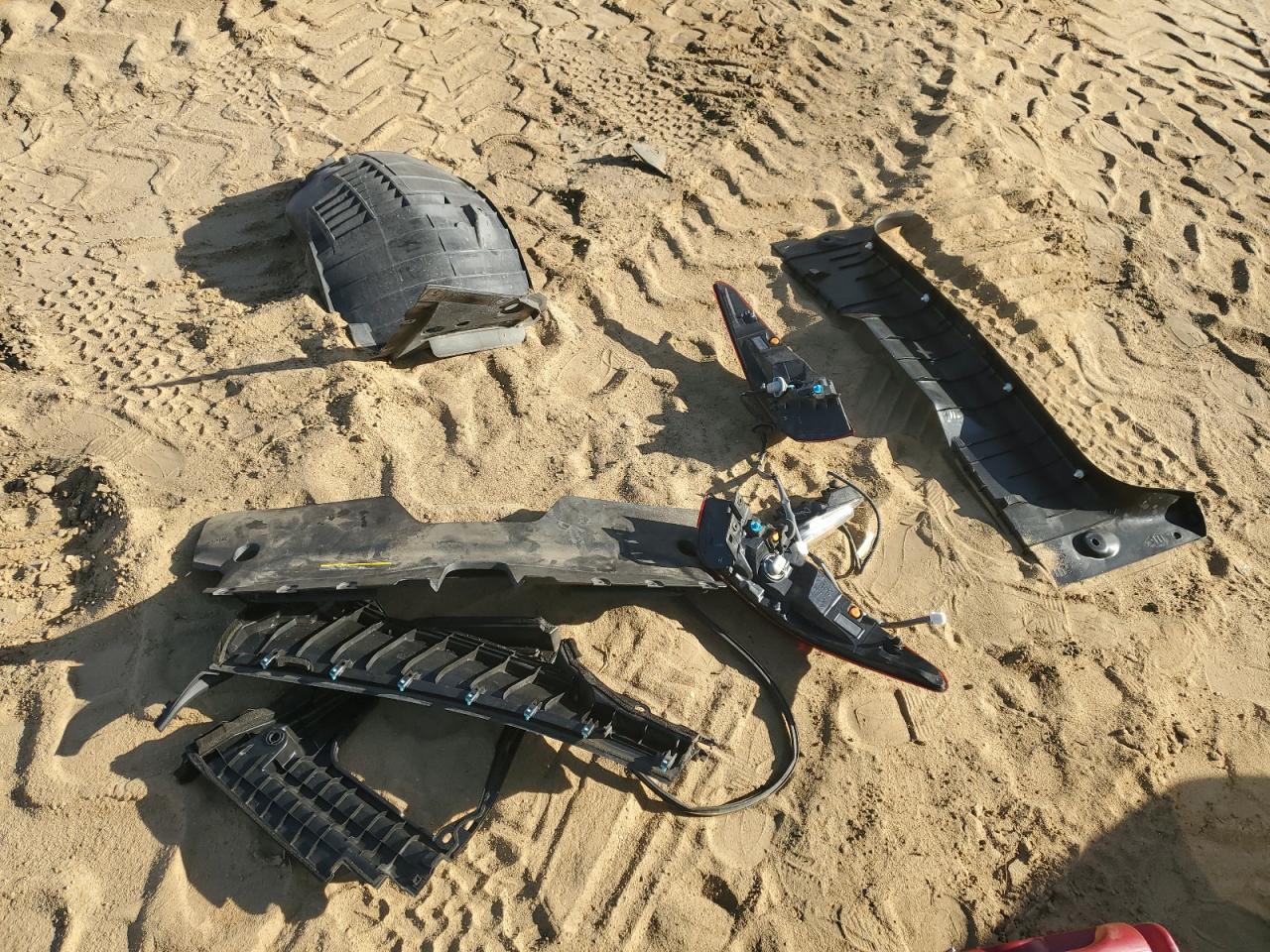 2018 Infiniti Q50 Luxe VIN: JN1EV7AR1JM437158 Lot: 93134555