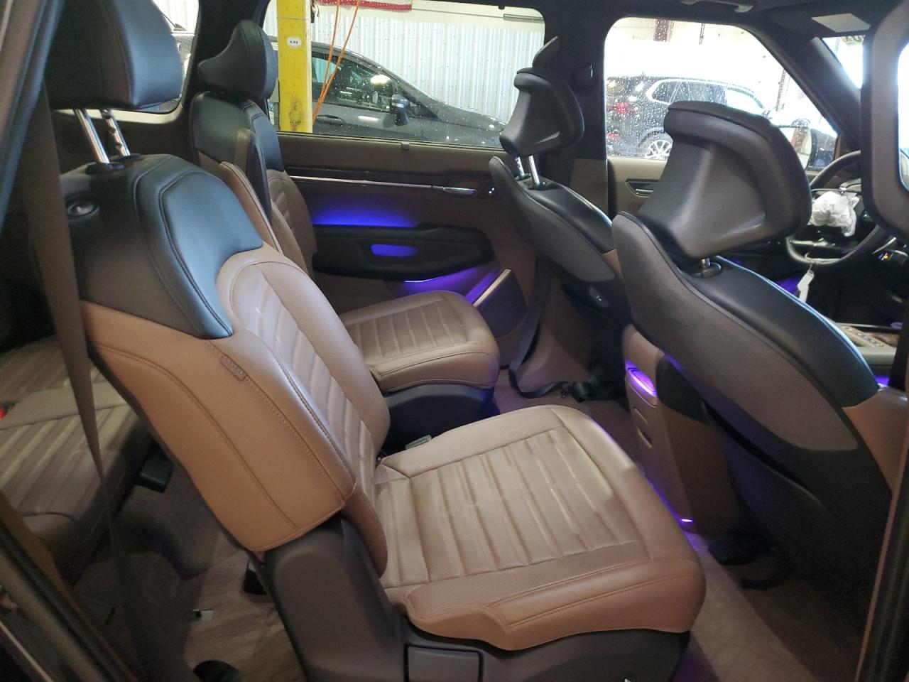 2024 Kia Ev9 Land VIN: KNDADFS59R6028183 Lot: 92715405