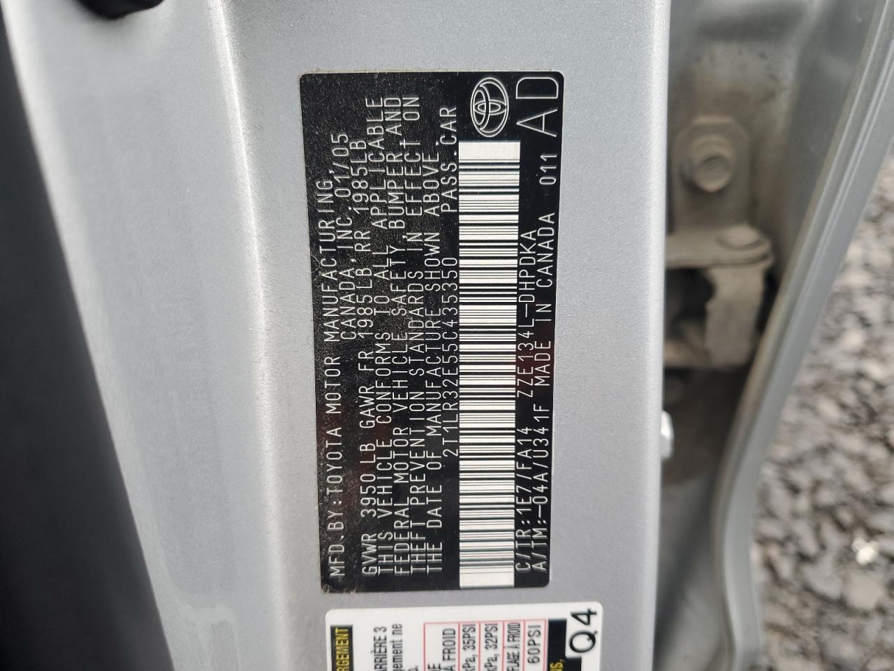 2005 Toyota Corolla Matrix Base VIN: 2T1LR32E55C435350 Lot: 93334715