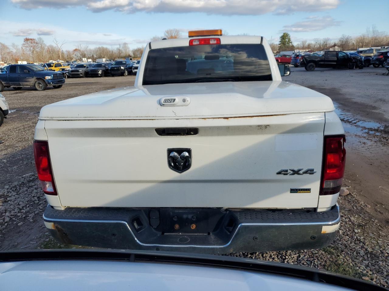 2015 Ram 1500 St VIN: 1C6RR7FG6FS703911 Lot: 91648385