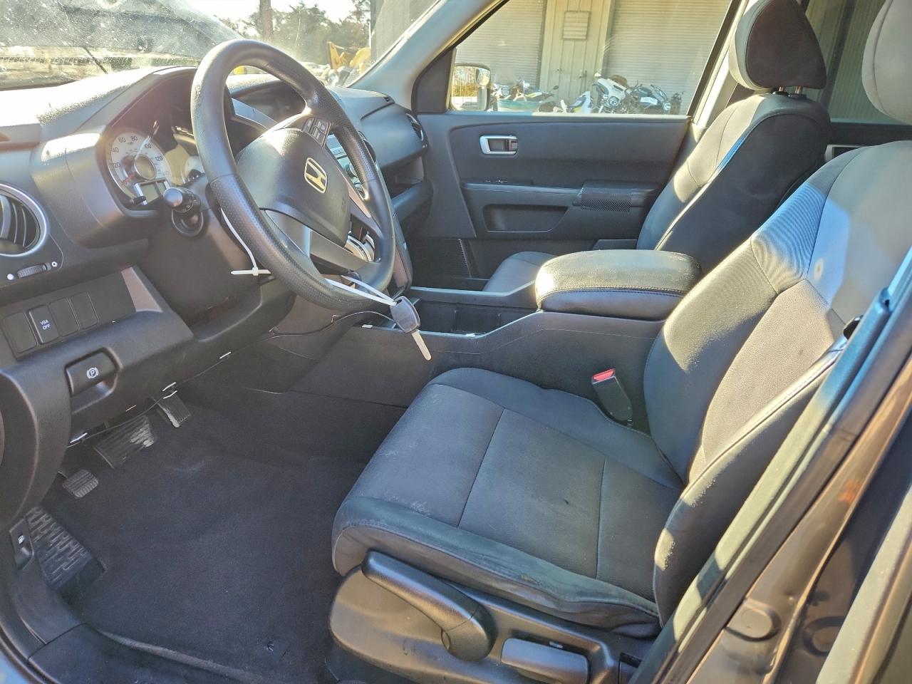 2010 Honda Pilot Lx VIN: 5FNYF4H29AB019597 Lot: 94188295