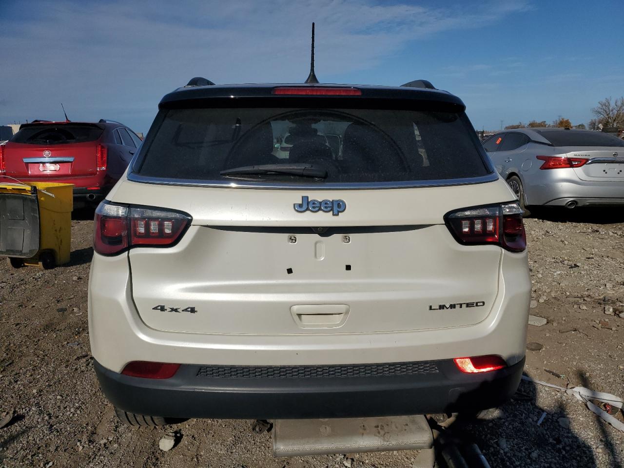 2018 Jeep Compass Limited VIN: 3C4NJDCB2JT281911 Lot: 91036515