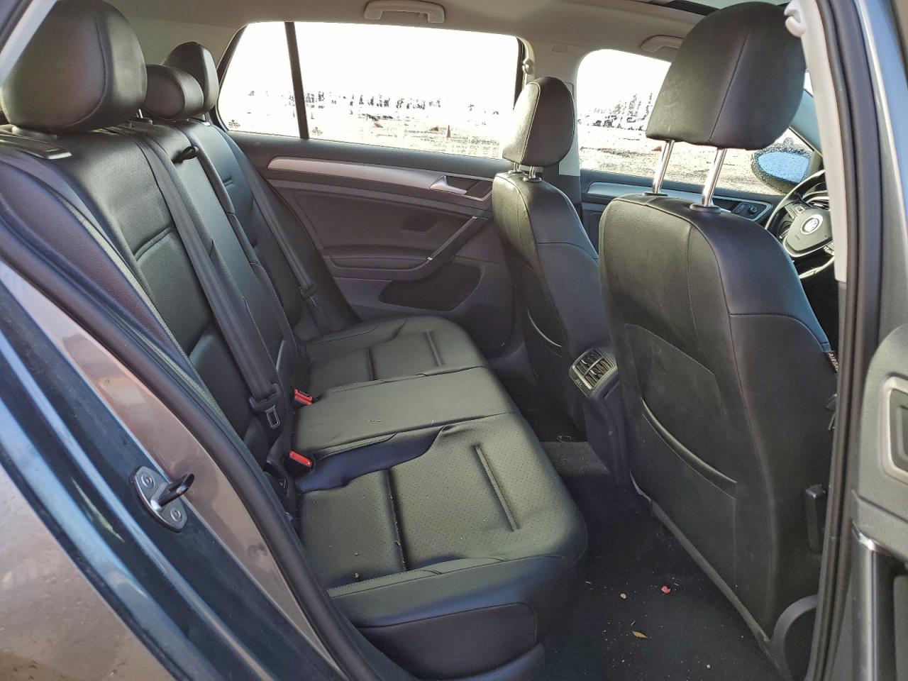 2017 Volkswagen Golf S VIN: 3VW217AU6HM018654 Lot: 94299825