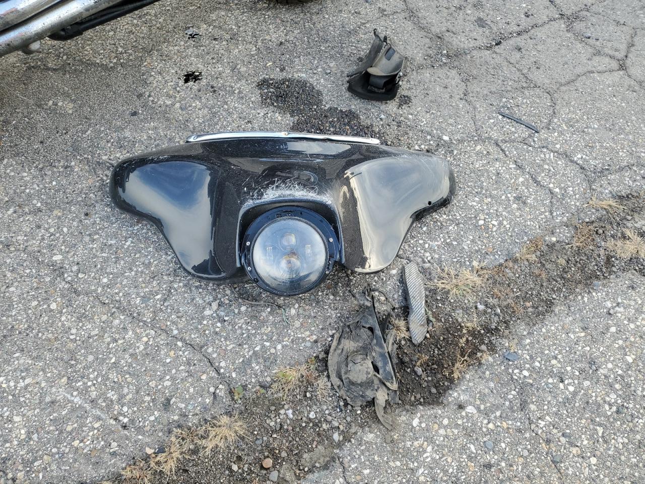 2016 Harley-Davidson Fltrxs Road Glide Special VIN: 1HD1KTM18GB659671 Lot: 90574765