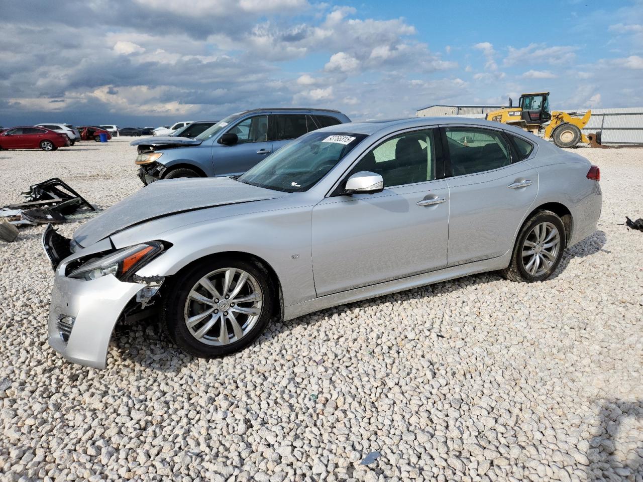 2015 Infiniti Q70 3.7