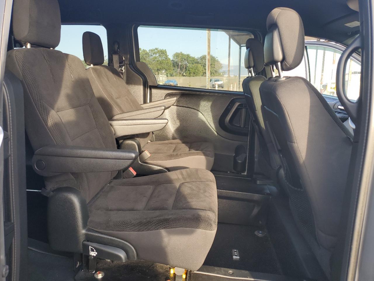 2018 Dodge Grand Caravan Se VIN: 2C4RDGBG2JR199705 Lot: 92418765