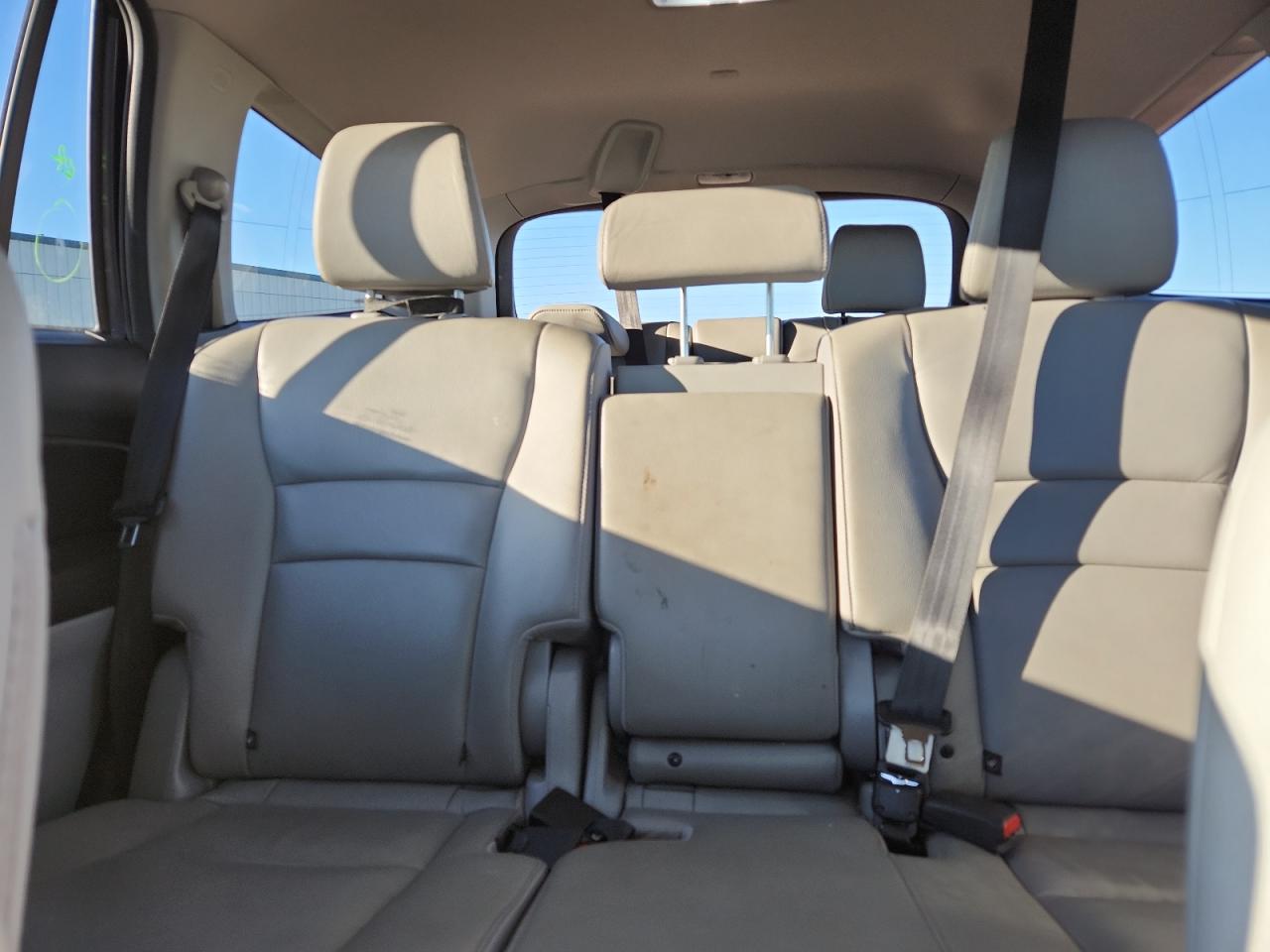 2016 Honda Pilot Exln VIN: 5FNYF6H71GB508236 Lot: 93615345