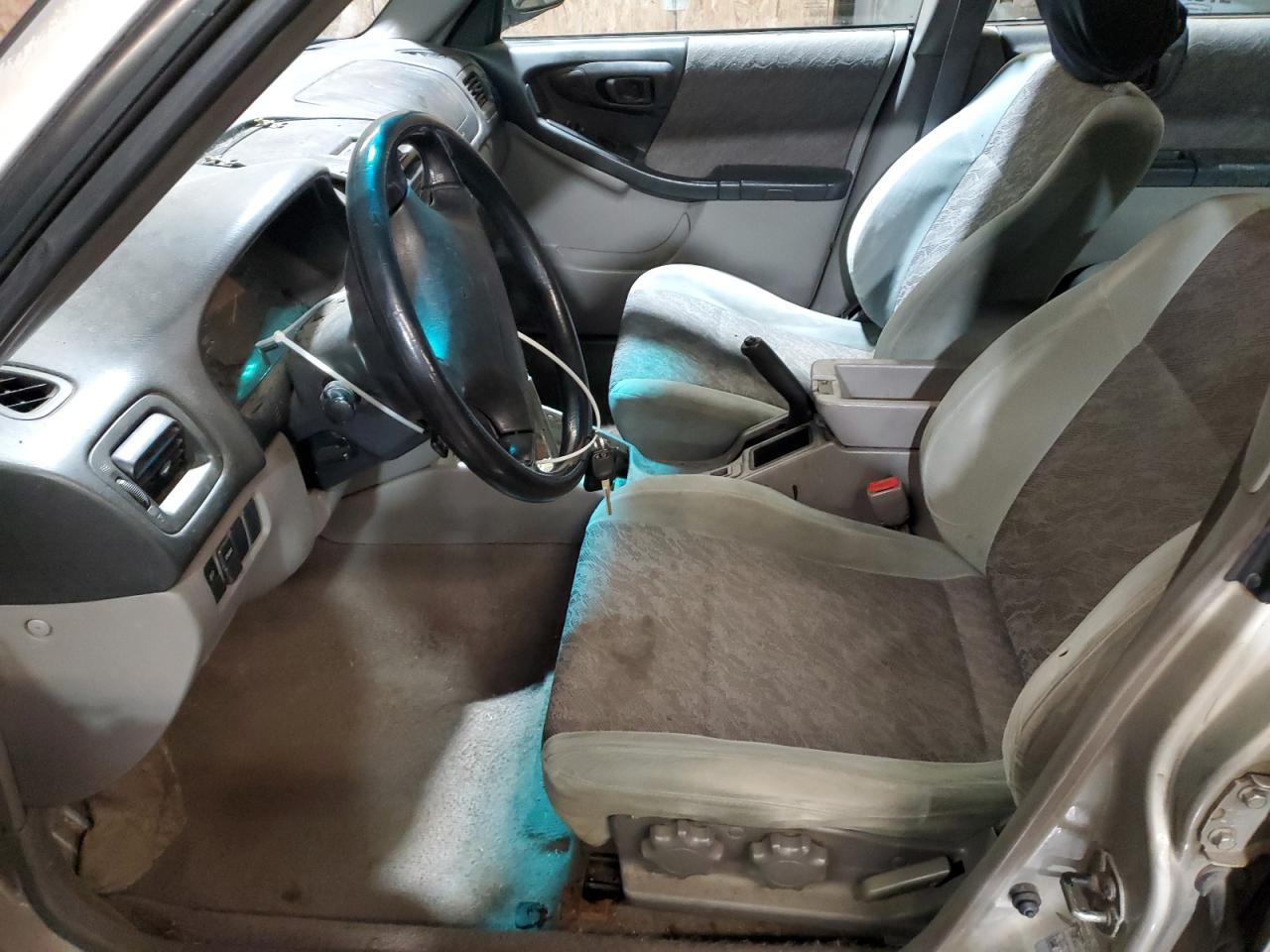 2000 Subaru Forester L VIN: JF1SF6357YH718021 Lot: 93482825