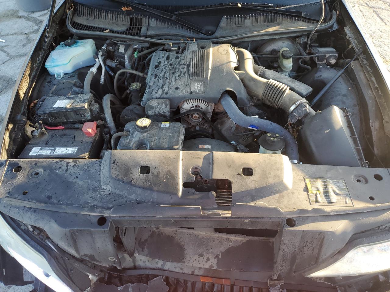 2003 Lincoln Town Car Signature VIN: 1LNHM82W13Y614712 Lot: 92677455