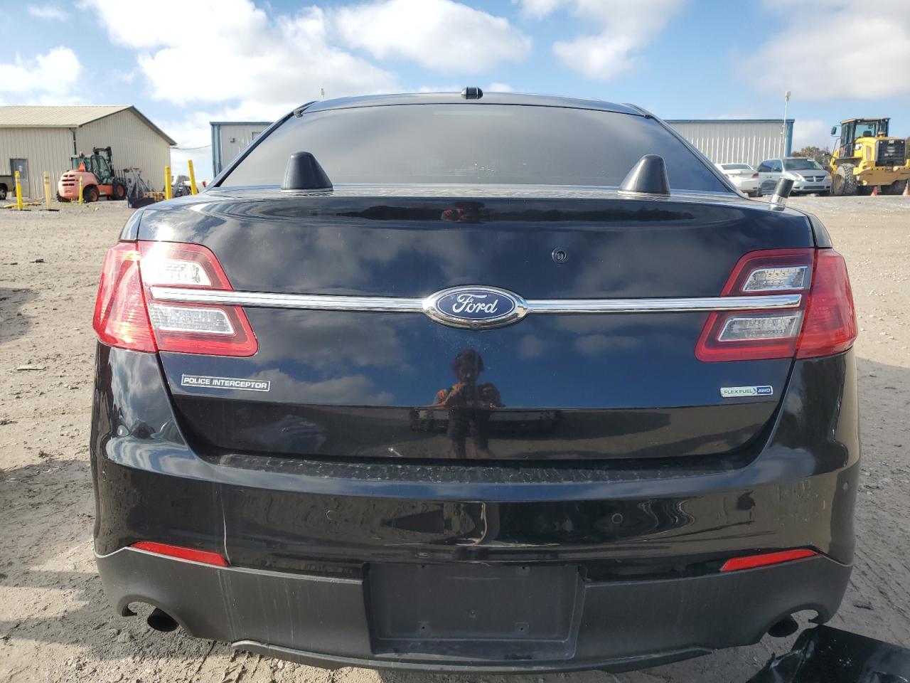 2016 Ford Taurus Police Interceptor VIN: 1FAHP2MK6GG123315 Lot: 91028065