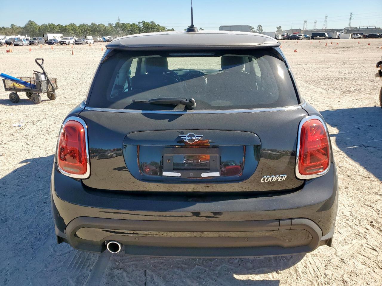 2024 Mini Cooper VIN: WMW33DH06R2V00890 Lot: 92253655