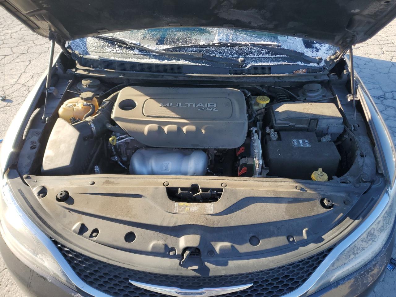 2015 Chrysler 200 Limited VIN: 1C3CCCAB3FN718616 Lot: 91912625