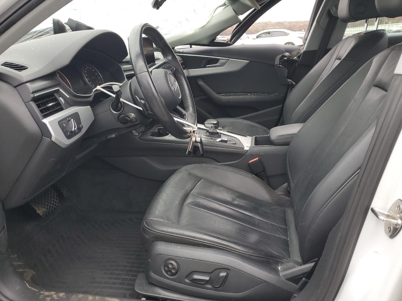 2017 Audi A4 Premium VIN: WAUANAF49HN061560 Lot: 92526015