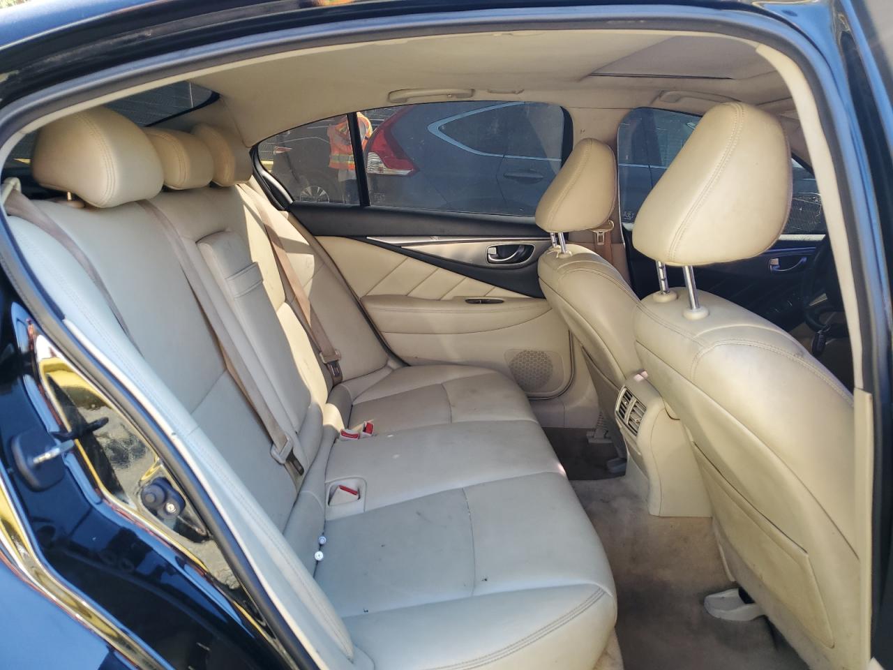 2015 Infiniti Q50 Base VIN: JN1BV7AP8FM340693 Lot: 91177695