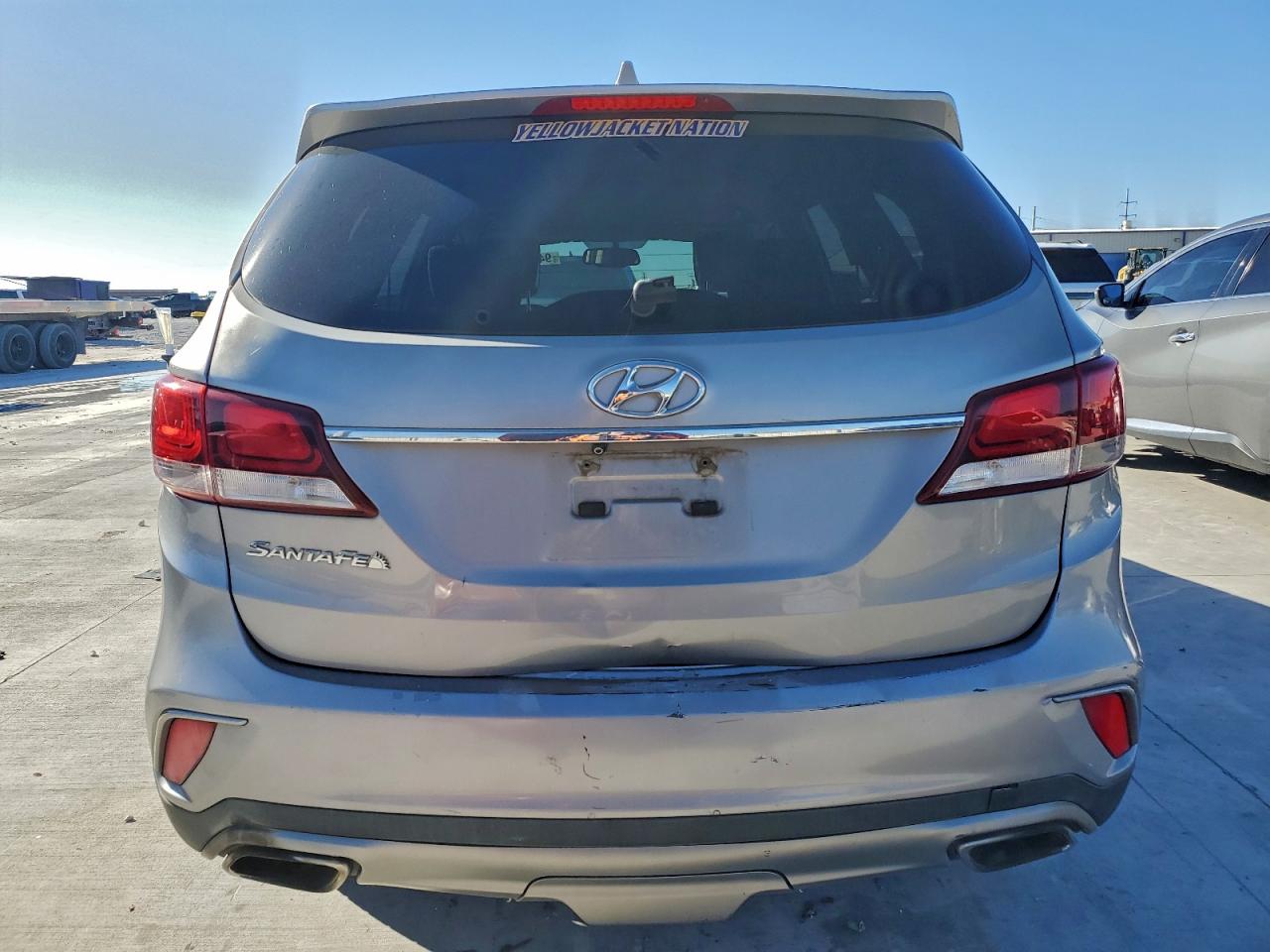 2017 Hyundai Santa Fe Se VIN: KM8SM4HF8HU168188 Lot: 94562755