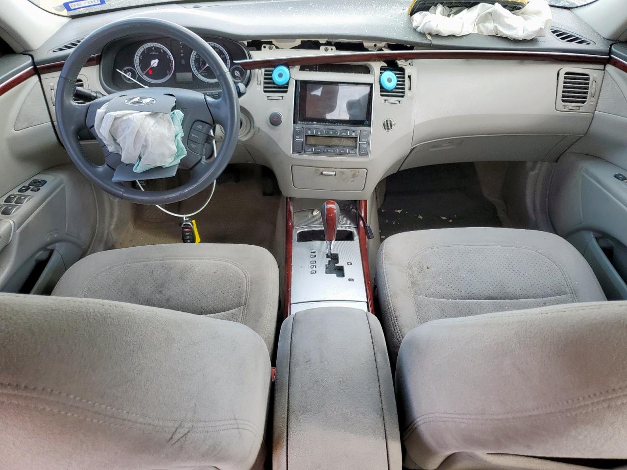 2006 Hyundai Azera Se VIN: KMHFC46FX6A068017 Lot: 93035195