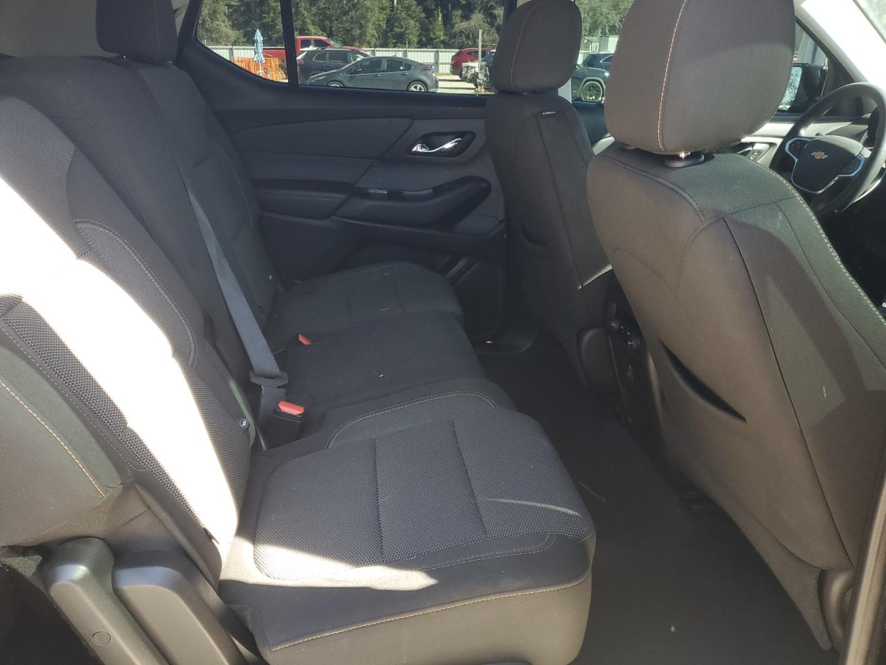 2020 Chevrolet Traverse Ls VIN: 1GNERFKWXLJ235592 Lot: 92021305