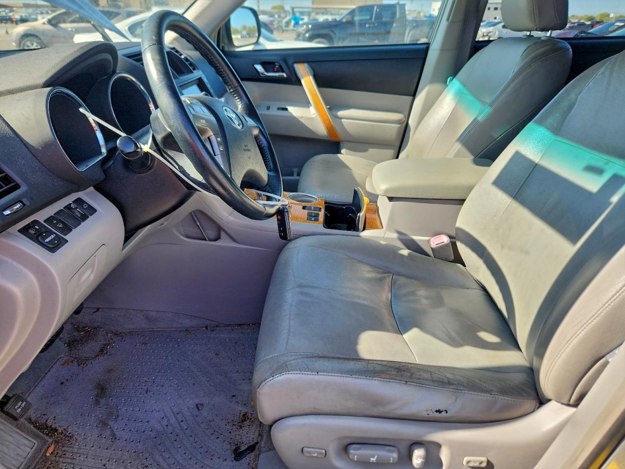 2008 Toyota Highlander Hybrid Limited VIN: JTEEW44AX82010996 Lot: 91265785