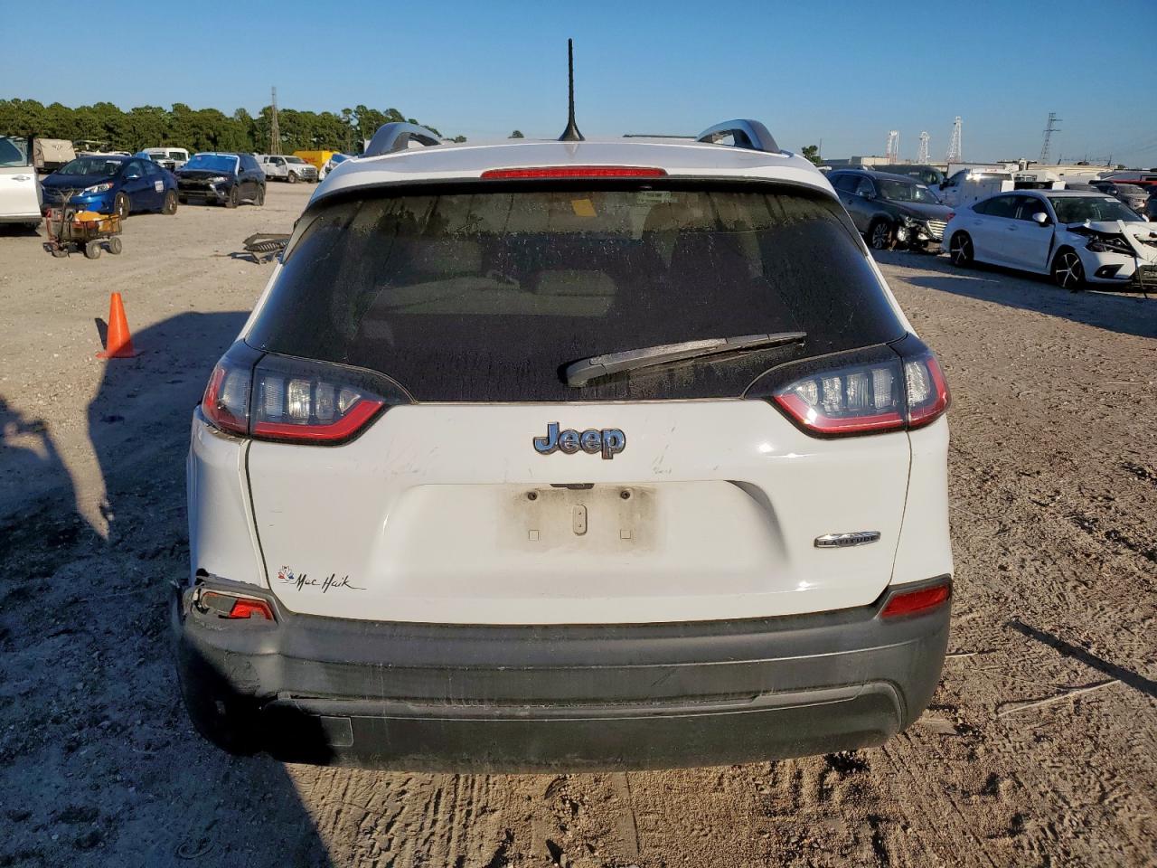 2019 Jeep Cherokee Latitude VIN: 1C4PJLCB5KD203939 Lot: 91452135