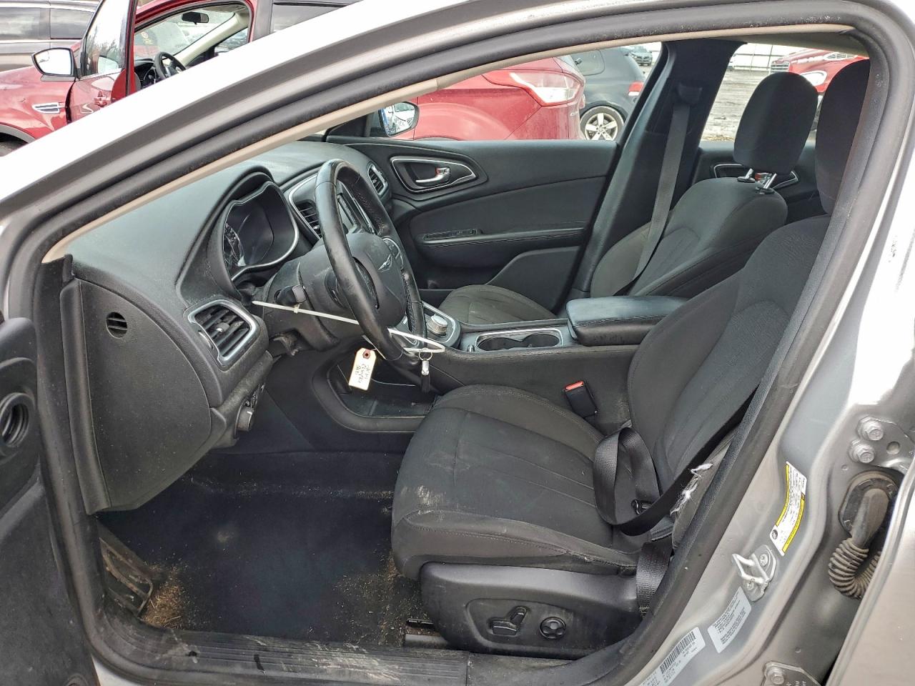 2015 Chrysler 200 Limited VIN: 1C3CCCAB4FN747610 Lot: 94294585