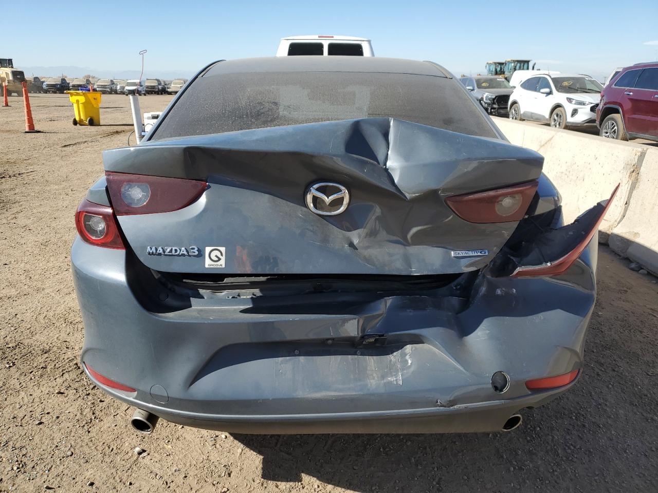 2022 Mazda 3 Preferred VIN: 3MZBPACL1NM317528 Lot: 90677915