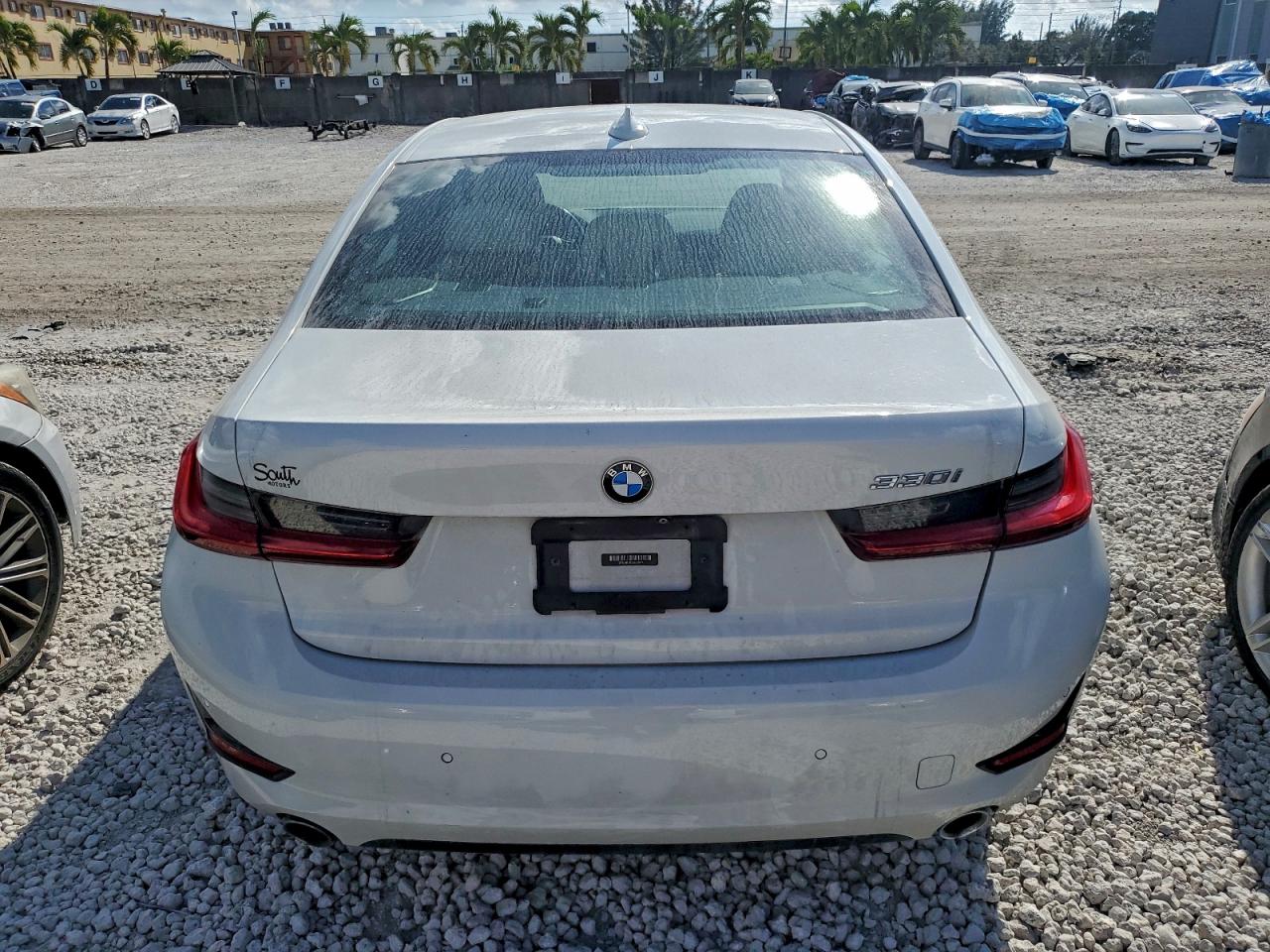 Фото: 3MW5R1J03L8B33097