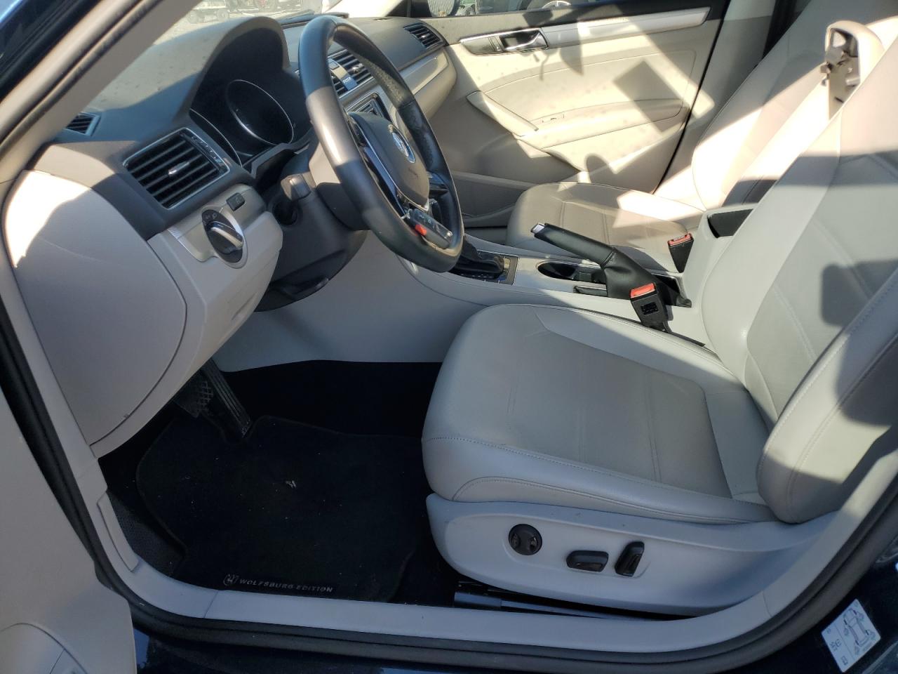 2019 Volkswagen Passat Wolfsburg VIN: 1VWLA7A33KC006336 Lot: 92899175