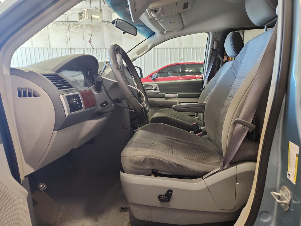 2008 Chrysler Town & Country Touring VIN: 2A8HR54P28R841227 Lot: 90700765