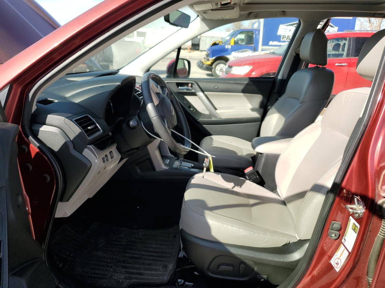 2017 Subaru Forester 2.5I Limited VIN: JF2SJAJC9HH541230 Lot: 92433975