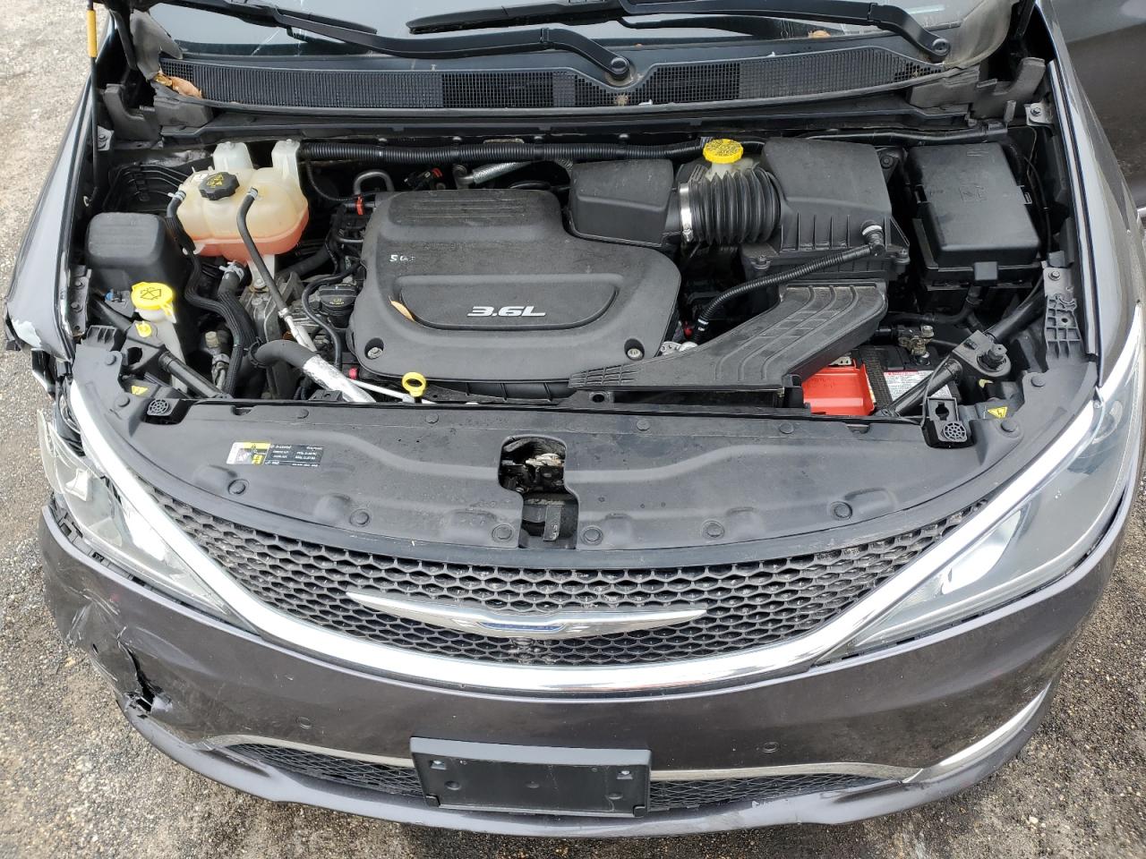 2017 Chrysler Pacifica Limited VIN: 2C4RC1GG4HR507010 Lot: 93596505