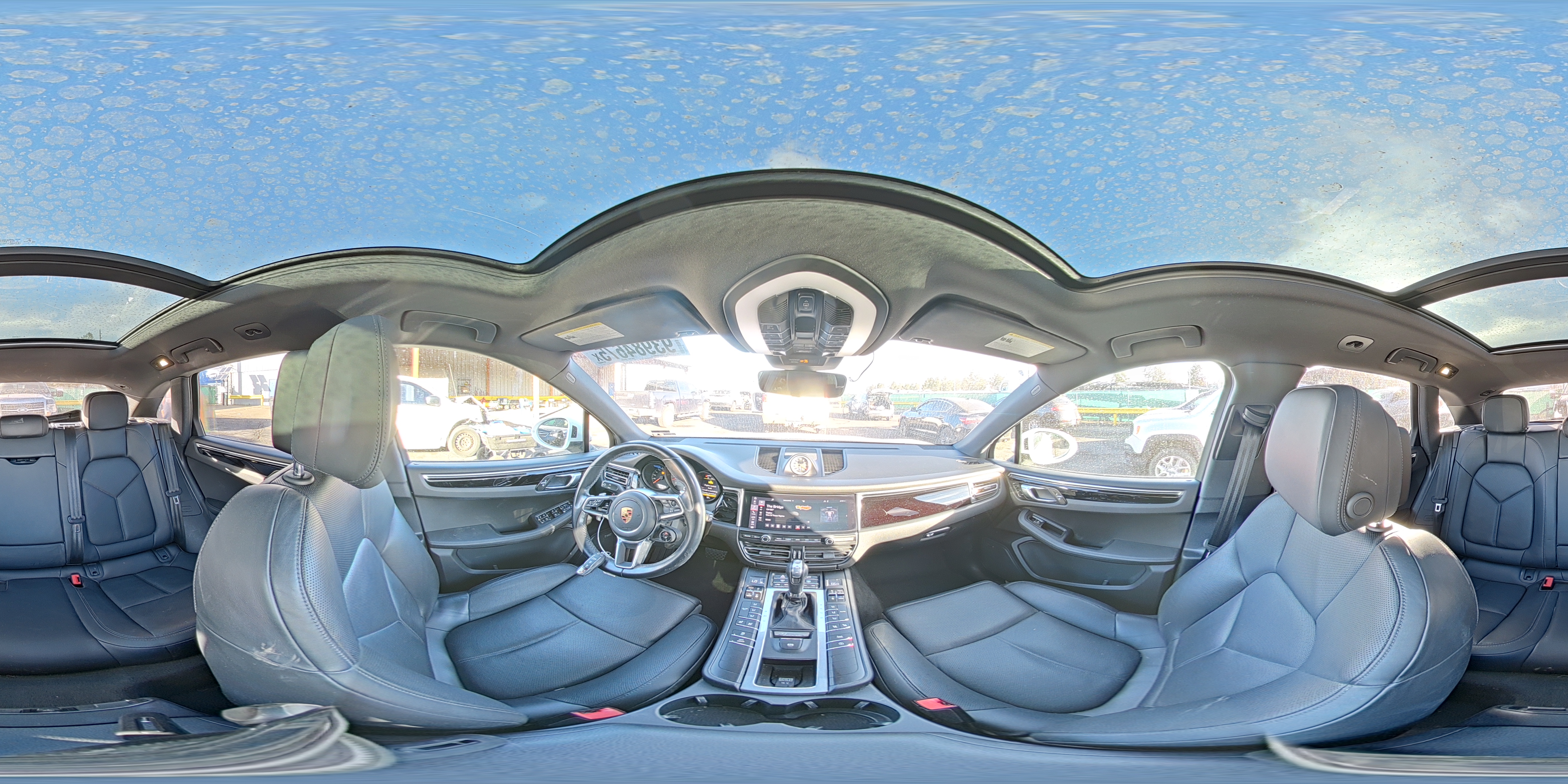 2019 Porsche Macan S VIN: WP1AB2A57KLB30135 Lot: 93984675