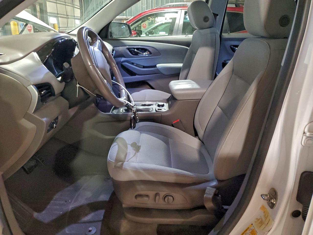 2018 Chevrolet Traverse Lt VIN: 1GNERGKW1JJ206548 Lot: 94233975